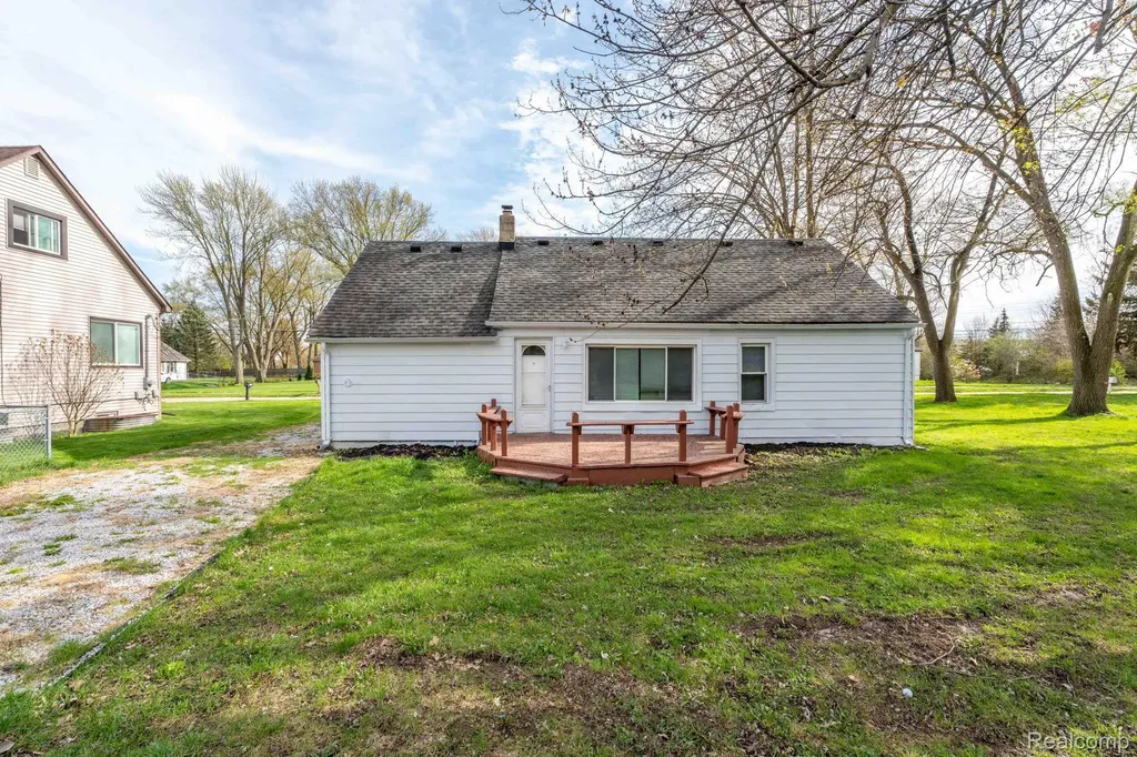 2121 Chesley Drive Sterling Heights City MI 48310