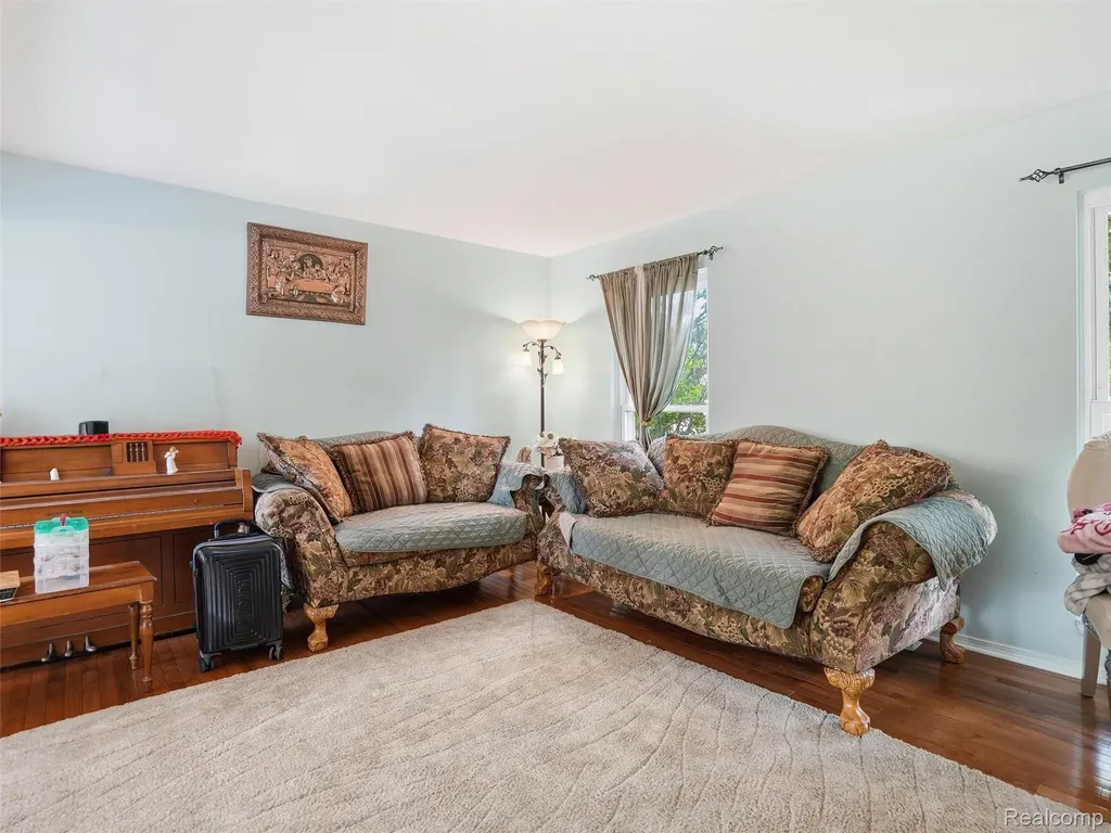 13615 Brookside Drive Sterling Heights City MI 48313