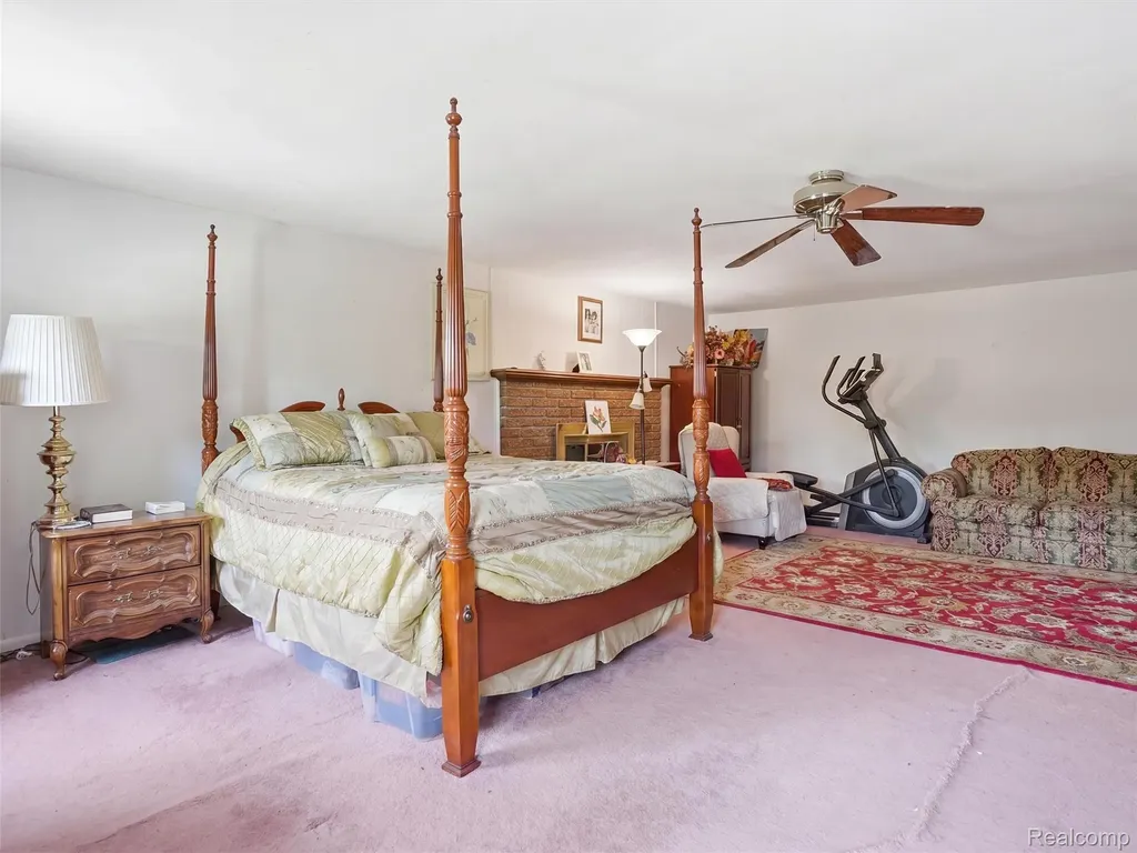13615 Brookside Drive Sterling Heights City MI 48313
