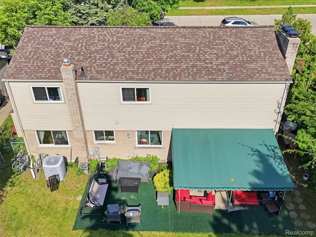 13615 Brookside Drive Sterling Heights City MI 48313