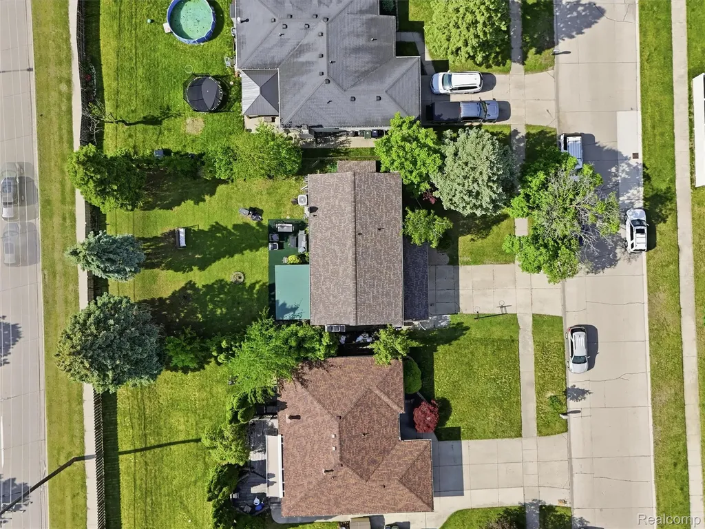 13615 Brookside Drive Sterling Heights City MI 48313