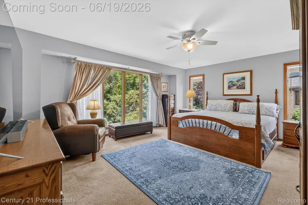 17517 Ellen Drive Livonia City MI 48152