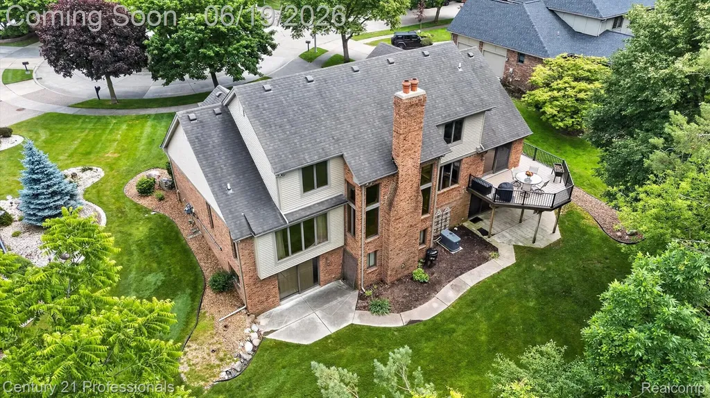 17517 Ellen Drive Livonia City MI 48152