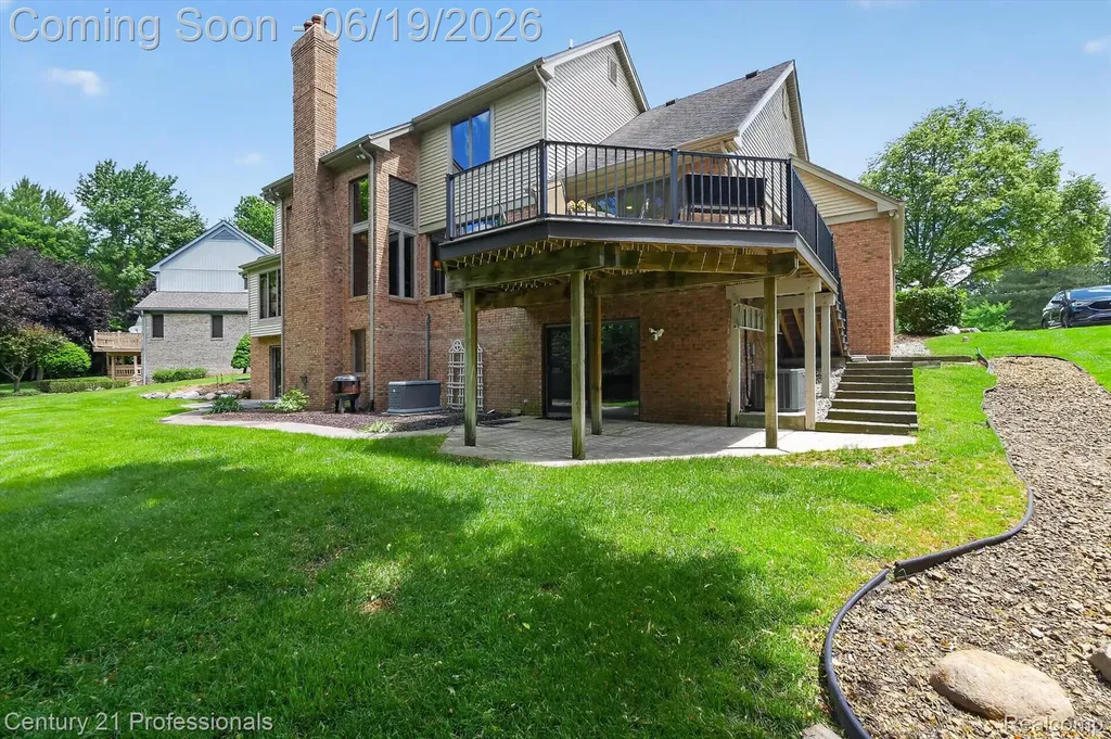 17517 Ellen Drive Livonia City MI 48152