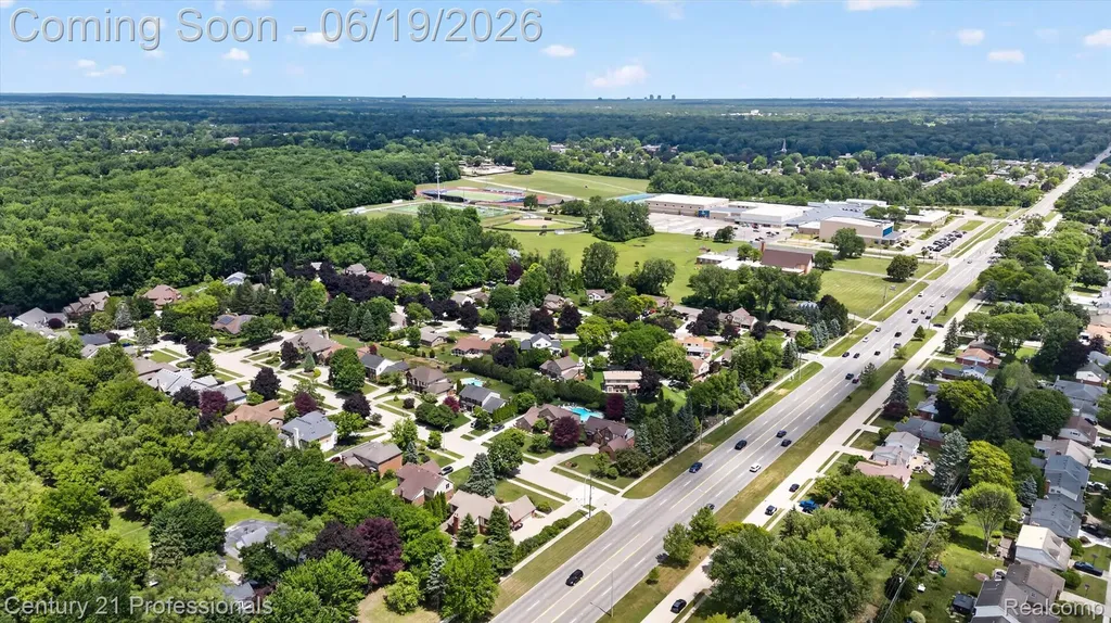 17517 Ellen Drive Livonia City MI 48152