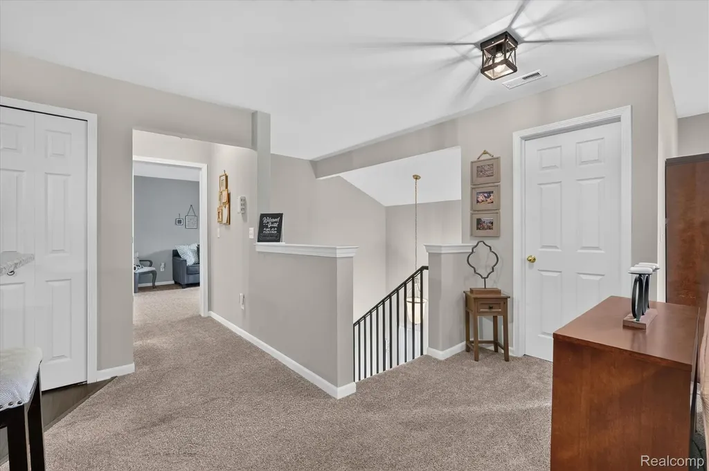 3203 Chesapeake Circle Commerce Charter Township MI 48390