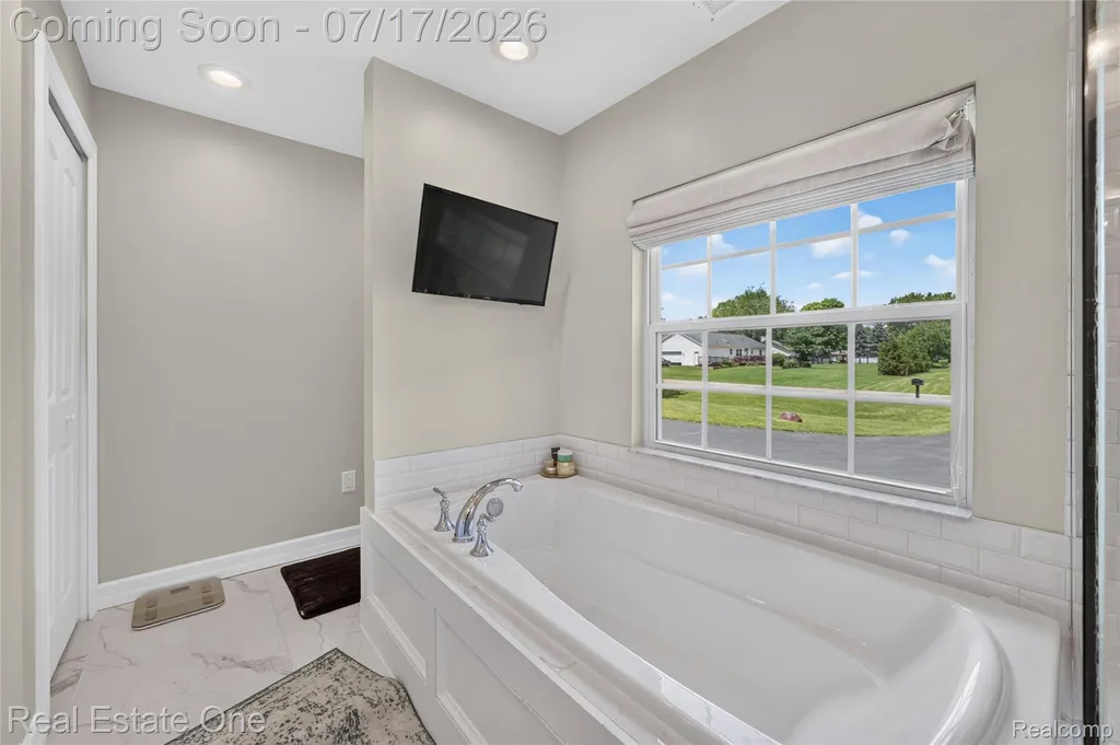 3443 Valley Brook Lane Brighton Township MI 48114