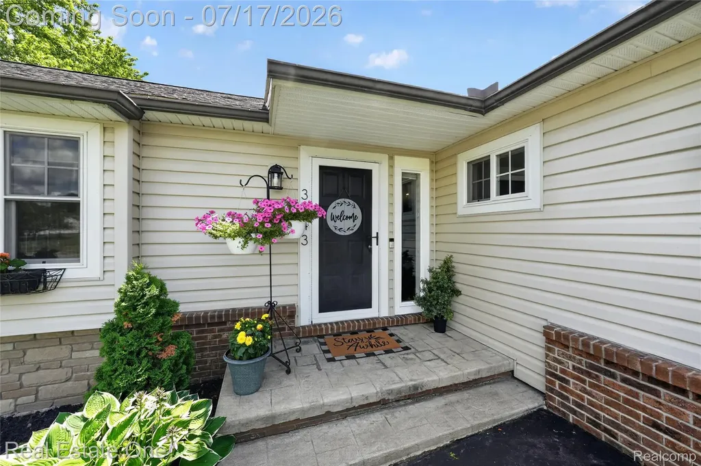 3443 Valley Brook Lane Brighton Township MI 48114