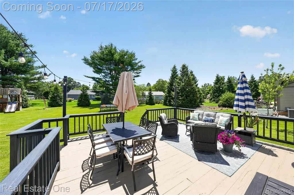 3443 Valley Brook Lane Brighton Township MI 48114