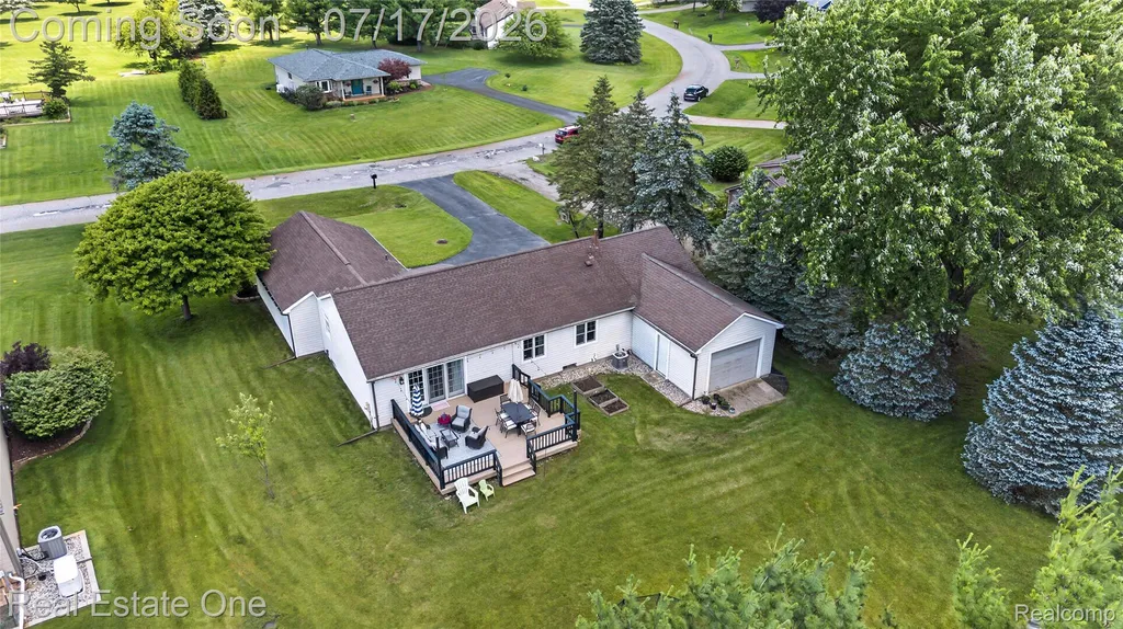 3443 Valley Brook Lane Brighton Township MI 48114