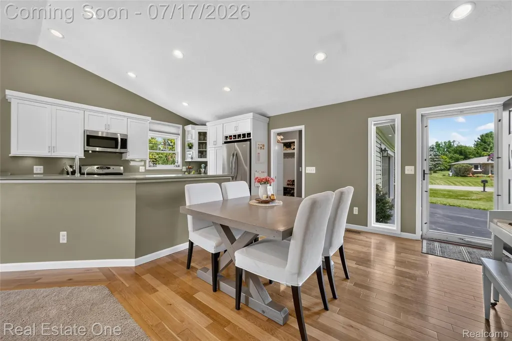3443 Valley Brook Lane Brighton Township MI 48114