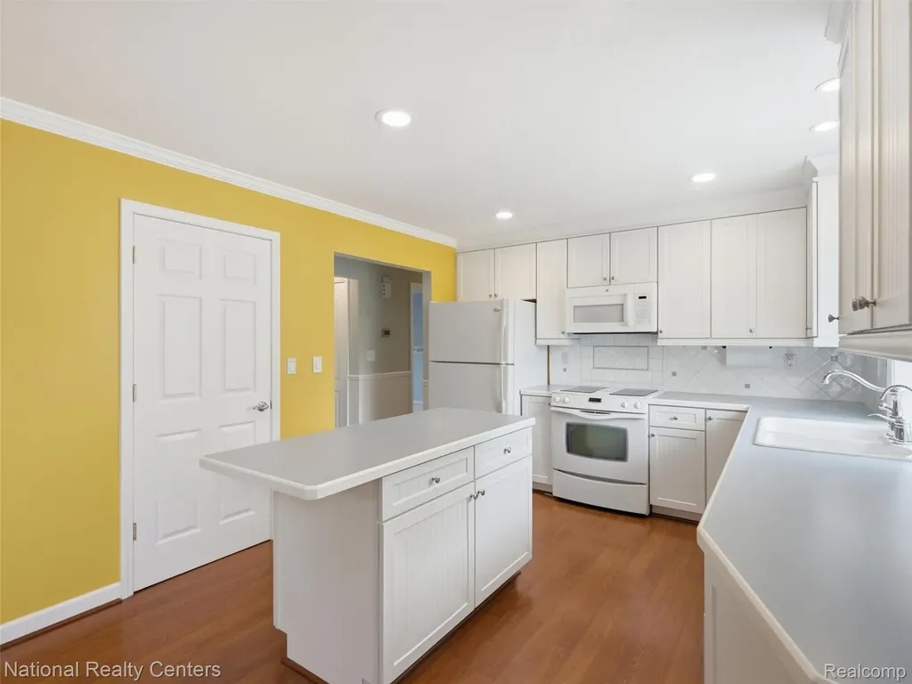 6858 Wellesley Terrace Independence Charter Township MI 48346