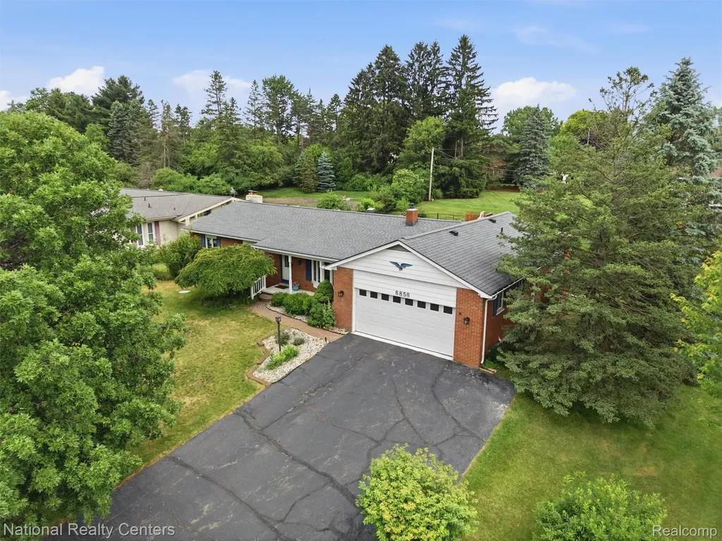 6858 Wellesley Terrace Independence Charter Township MI 48346