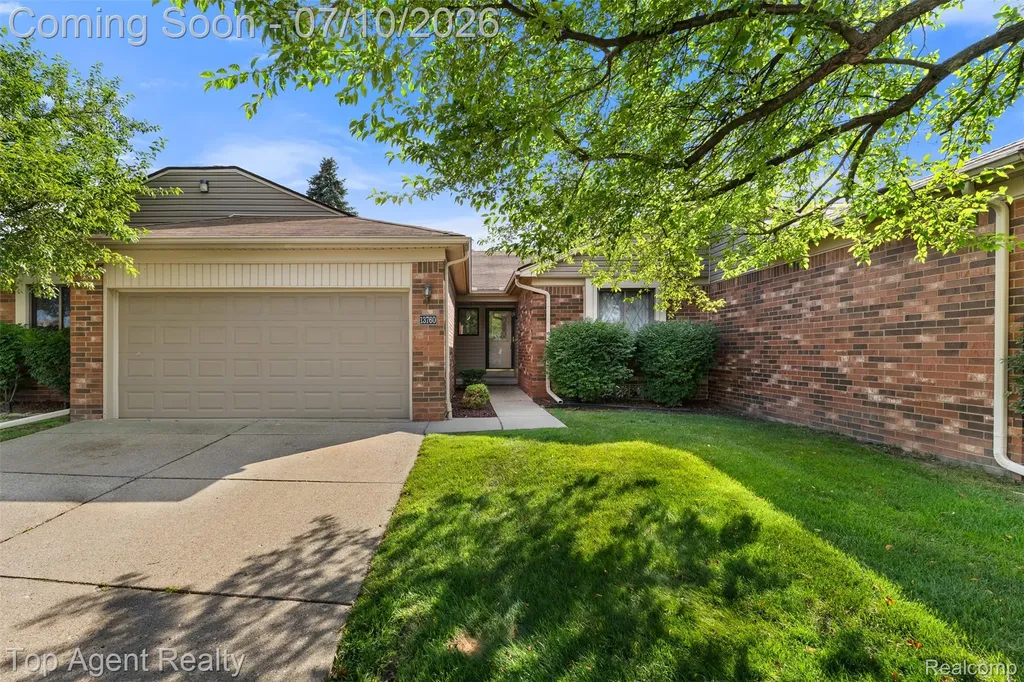 13760 Provincial Drive Sterling Heights City MI 48313