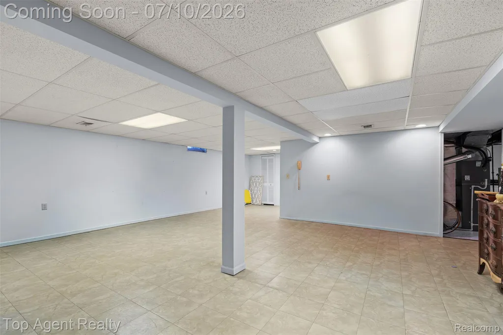13760 Provincial Drive Sterling Heights City MI 48313