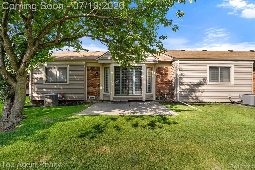 13760 Provincial Drive Sterling Heights City MI 48313