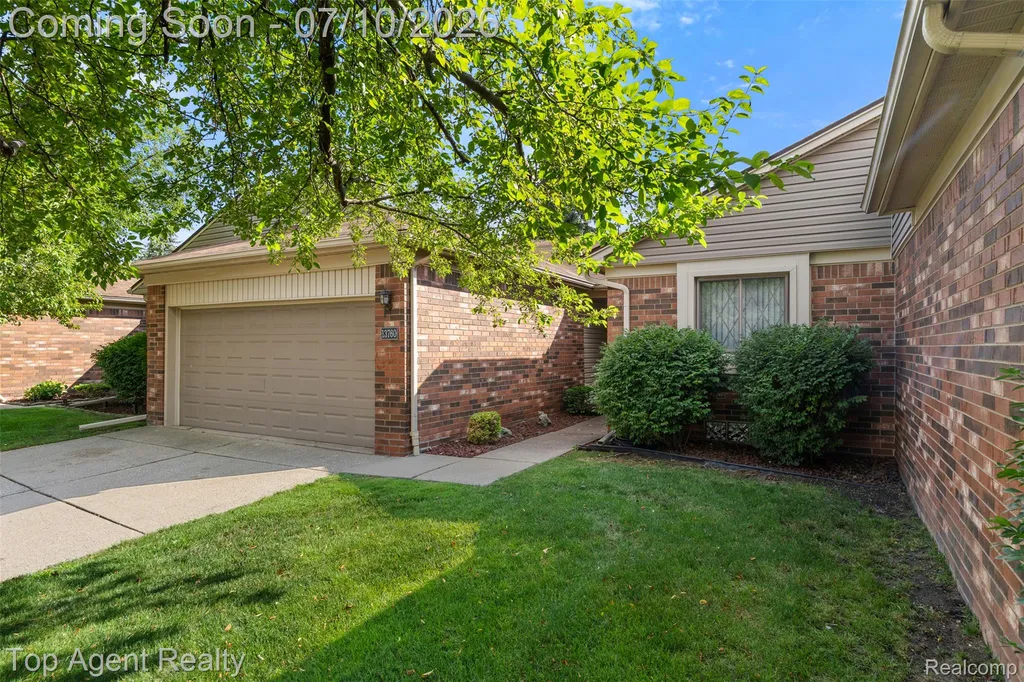 13760 Provincial Drive Sterling Heights City MI 48313