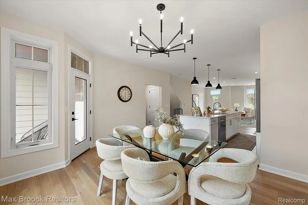 382 Notre Dame Street Grosse Pointe City MI 48230