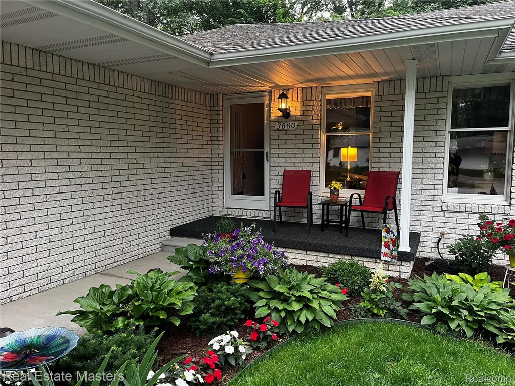 3880 Butternut Court Port Huron City MI 48060