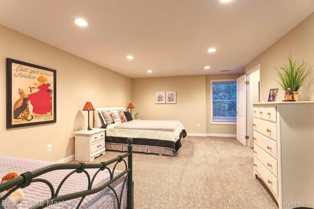 3880 Butternut Court Port Huron City MI 48060