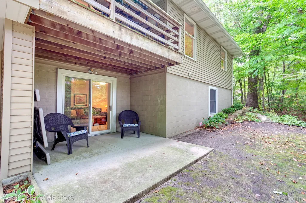 3880 Butternut Court Port Huron City MI 48060