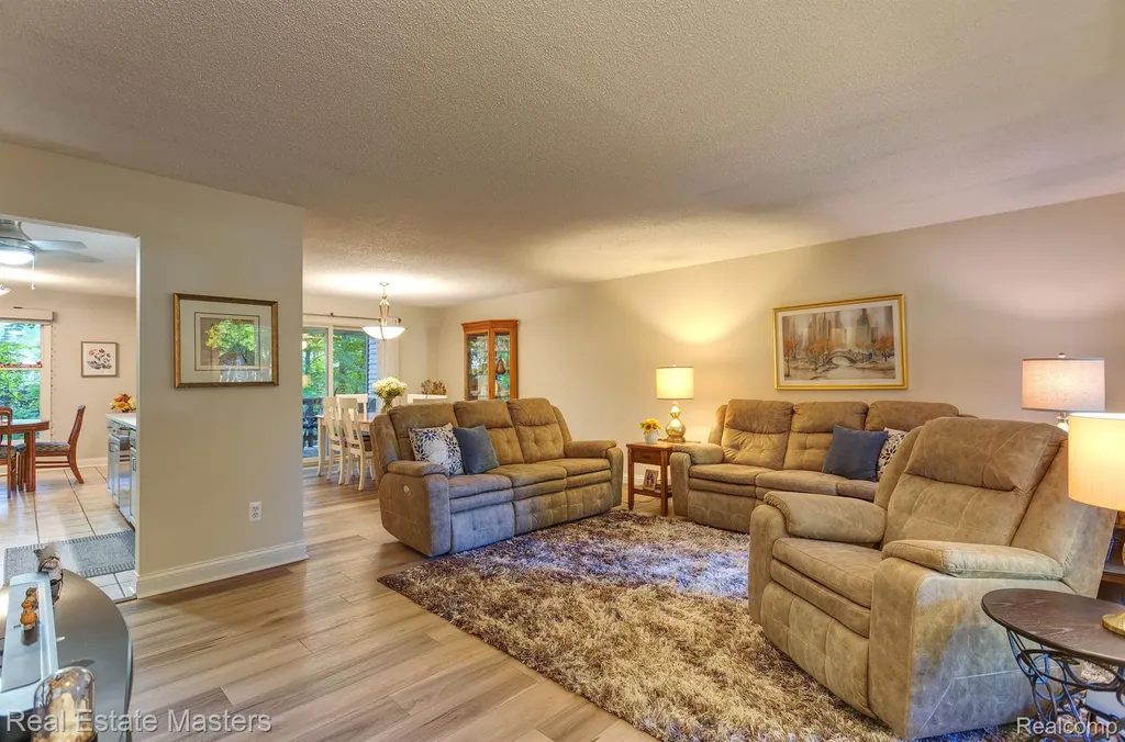 3880 Butternut Court Port Huron City MI 48060