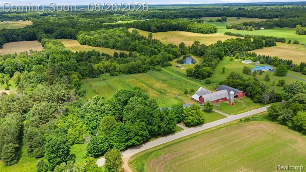 5726 Barnes Road Millington Township MI 48746