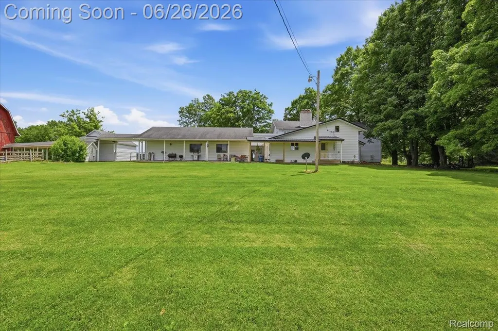 5726 Barnes Road Millington Township MI 48746