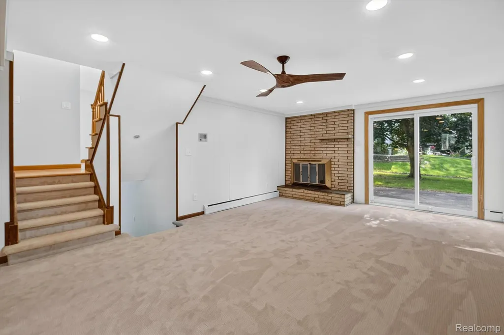 26178 Greythorne Trail Farmington Hills City MI 48334