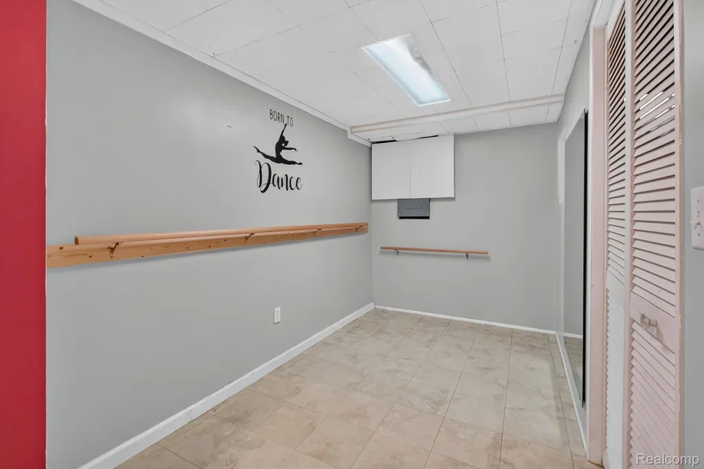 26178 Greythorne Trail Farmington Hills City MI 48334