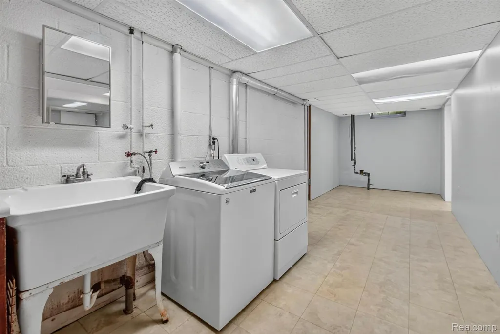26178 Greythorne Trail Farmington Hills City MI 48334