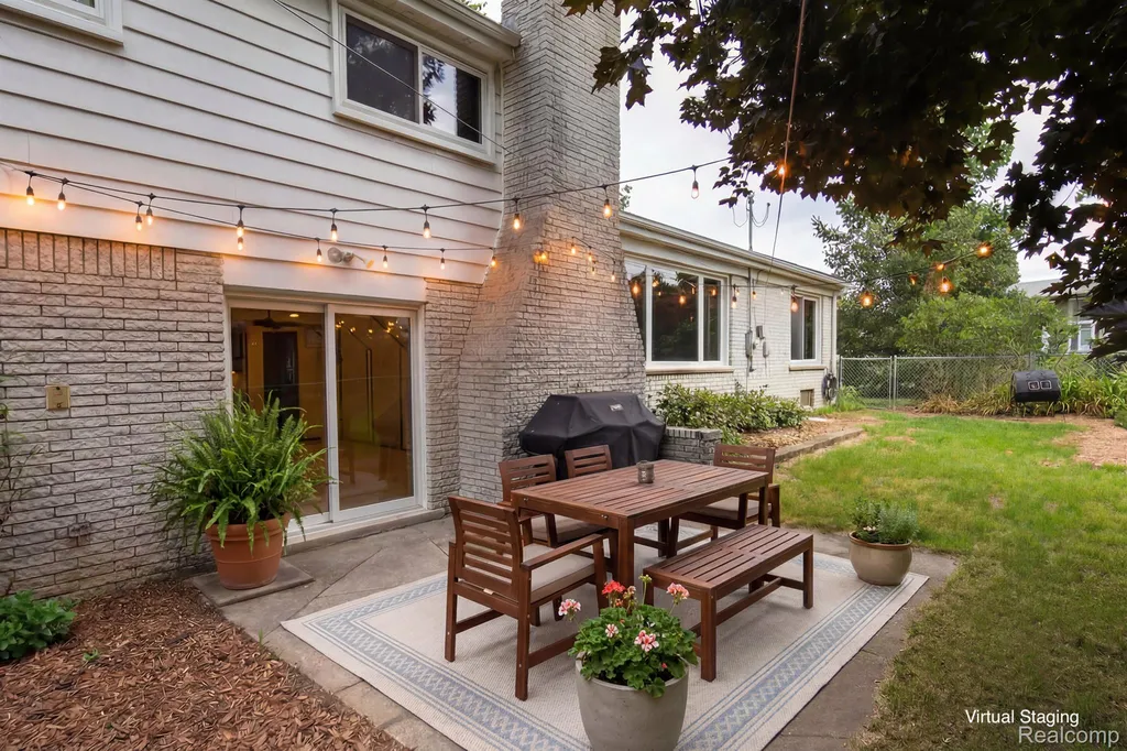 26178 Greythorne Trail Farmington Hills City MI 48334