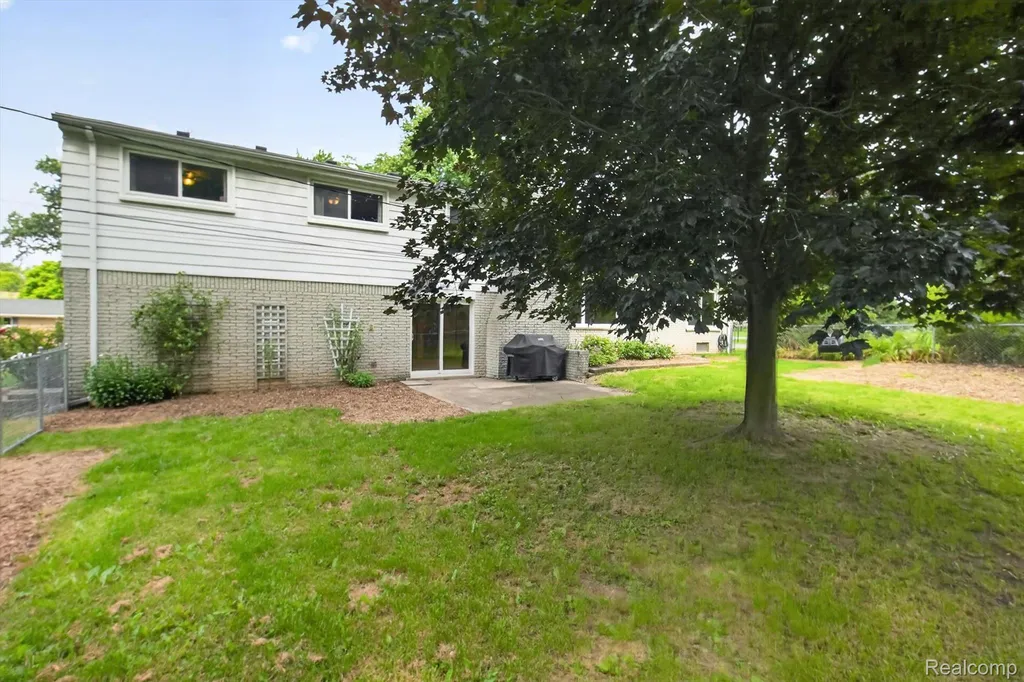 26178 Greythorne Trail Farmington Hills City MI 48334