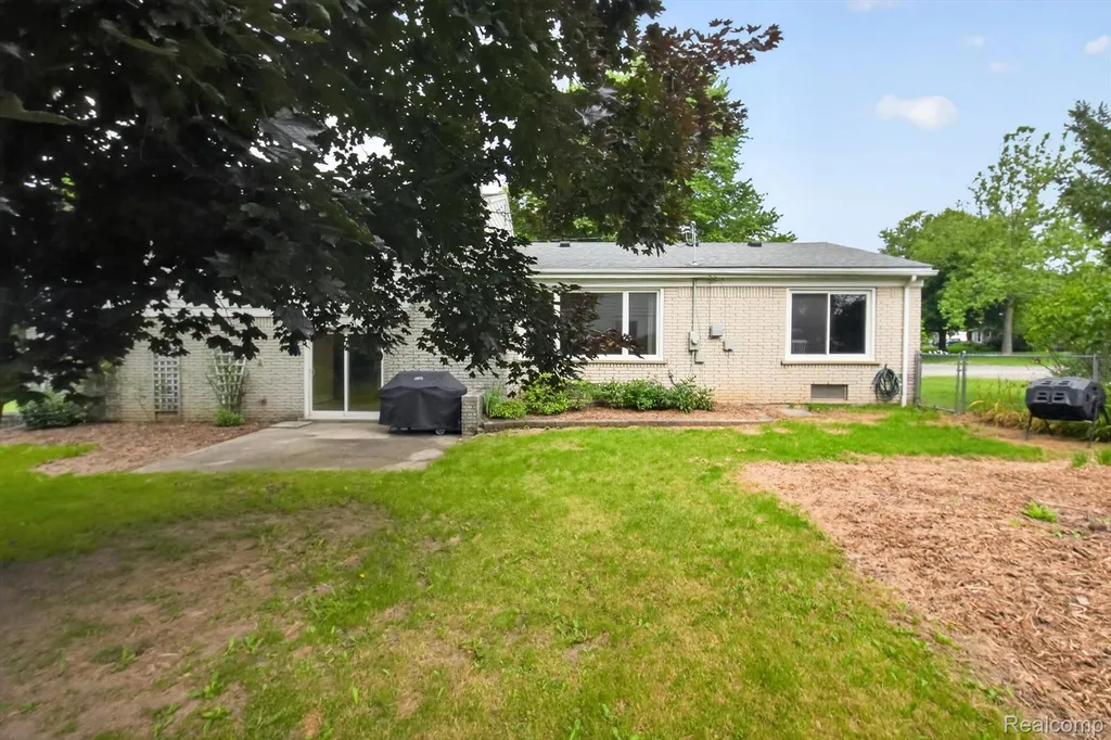 26178 Greythorne Trail Farmington Hills City MI 48334