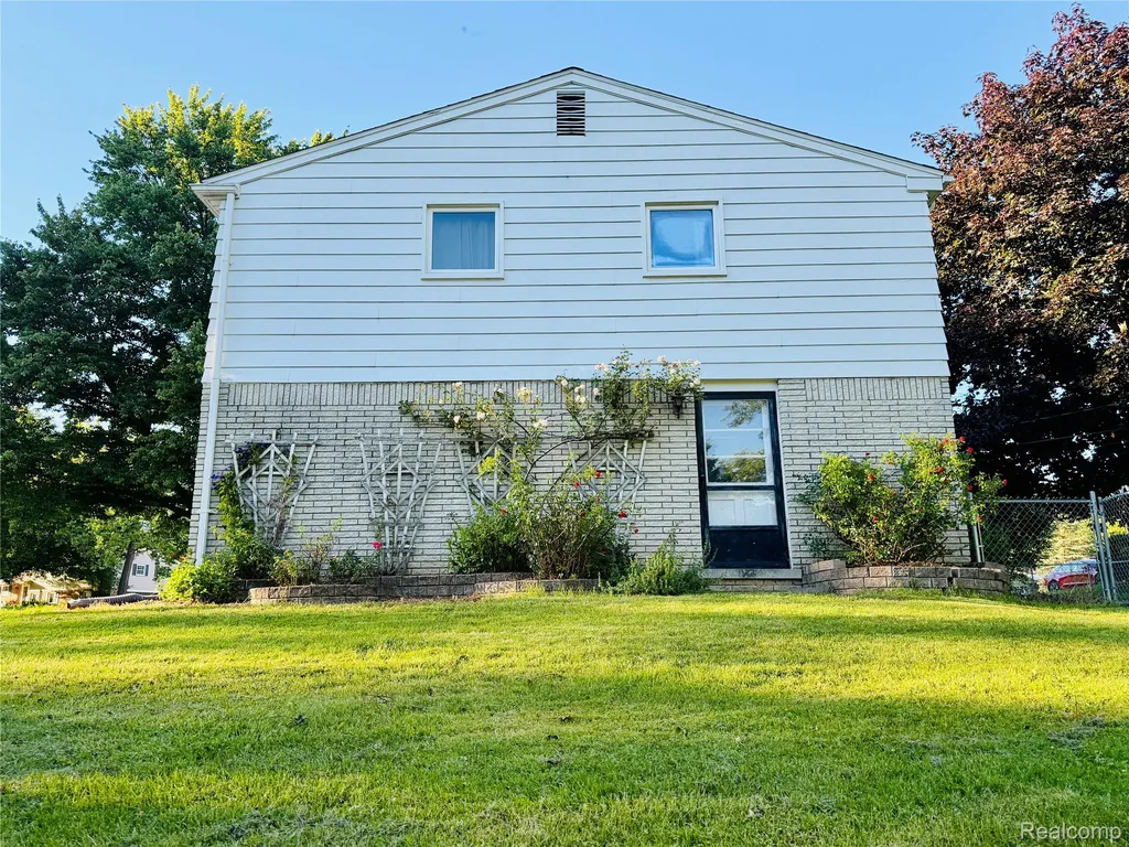 26178 Greythorne Trail Farmington Hills City MI 48334