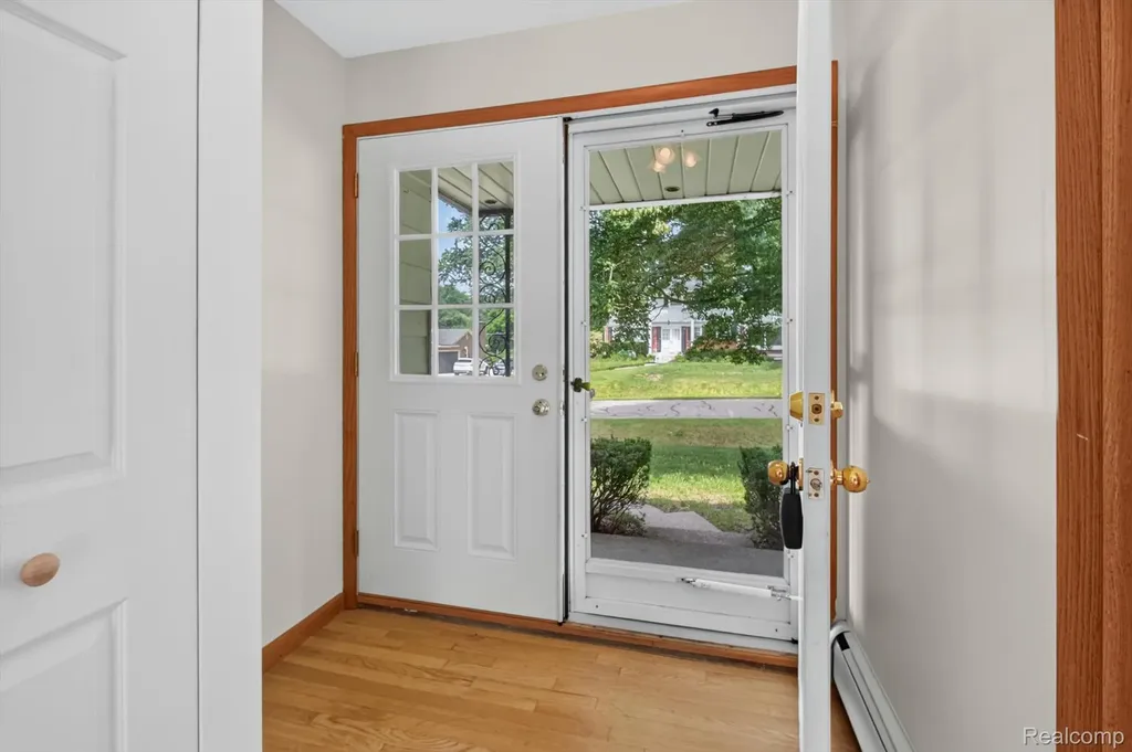 26178 Greythorne Trail Farmington Hills City MI 48334