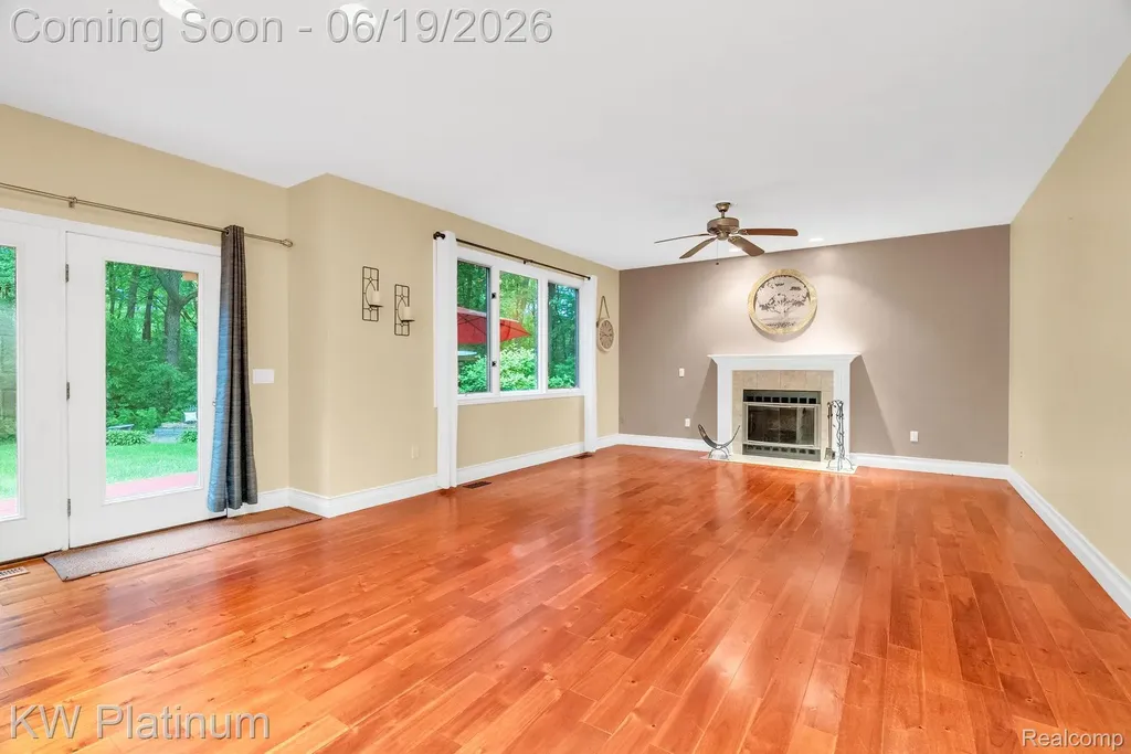 4270 Greenview Circle Fort Gratiot Charter Township MI 48059