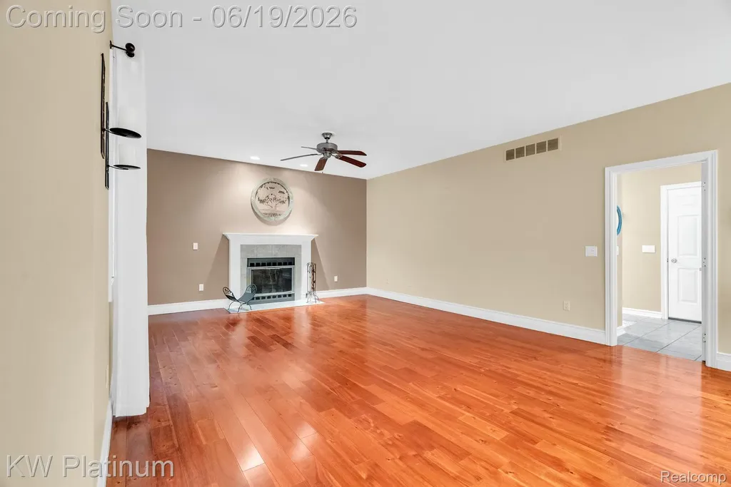 4270 Greenview Circle Fort Gratiot Charter Township MI 48059