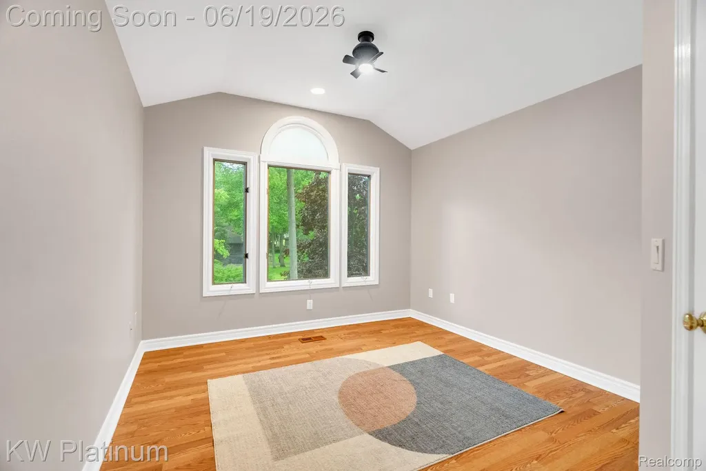 4270 Greenview Circle Fort Gratiot Charter Township MI 48059