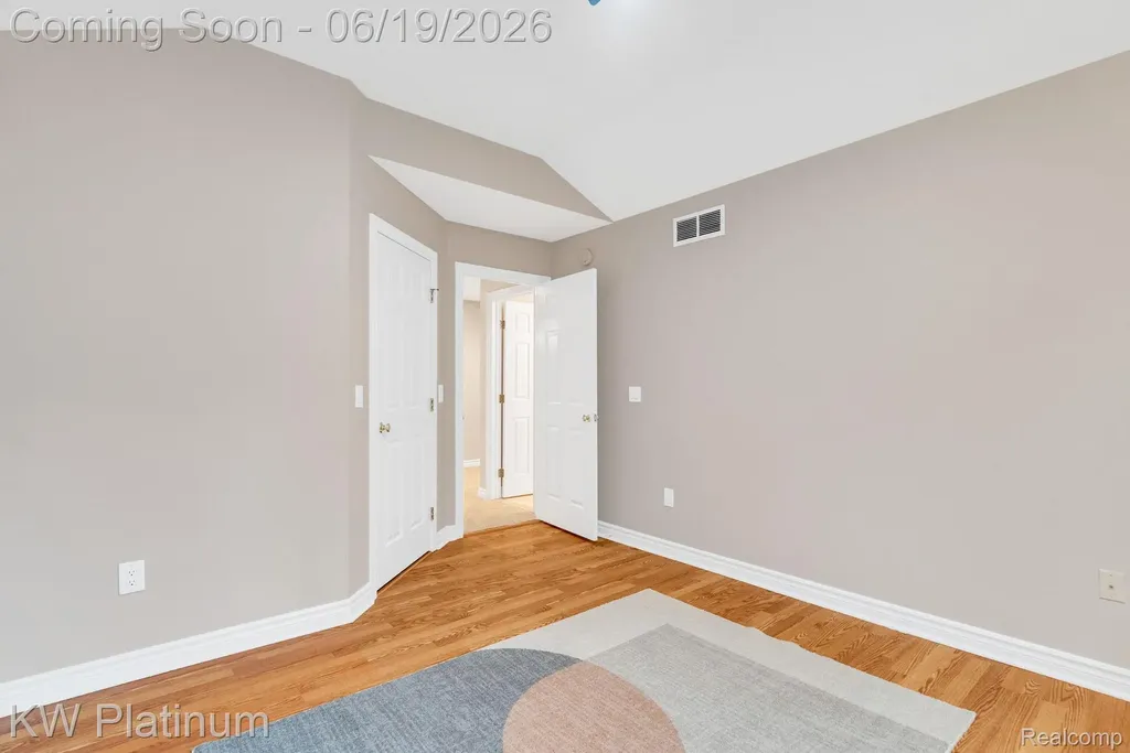 4270 Greenview Circle Fort Gratiot Charter Township MI 48059
