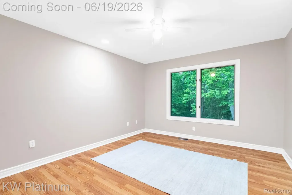 4270 Greenview Circle Fort Gratiot Charter Township MI 48059