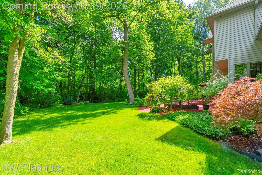 4270 Greenview Circle Fort Gratiot Charter Township MI 48059