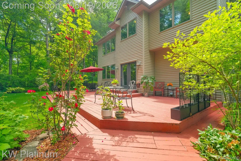 4270 Greenview Circle Fort Gratiot Charter Township MI 48059