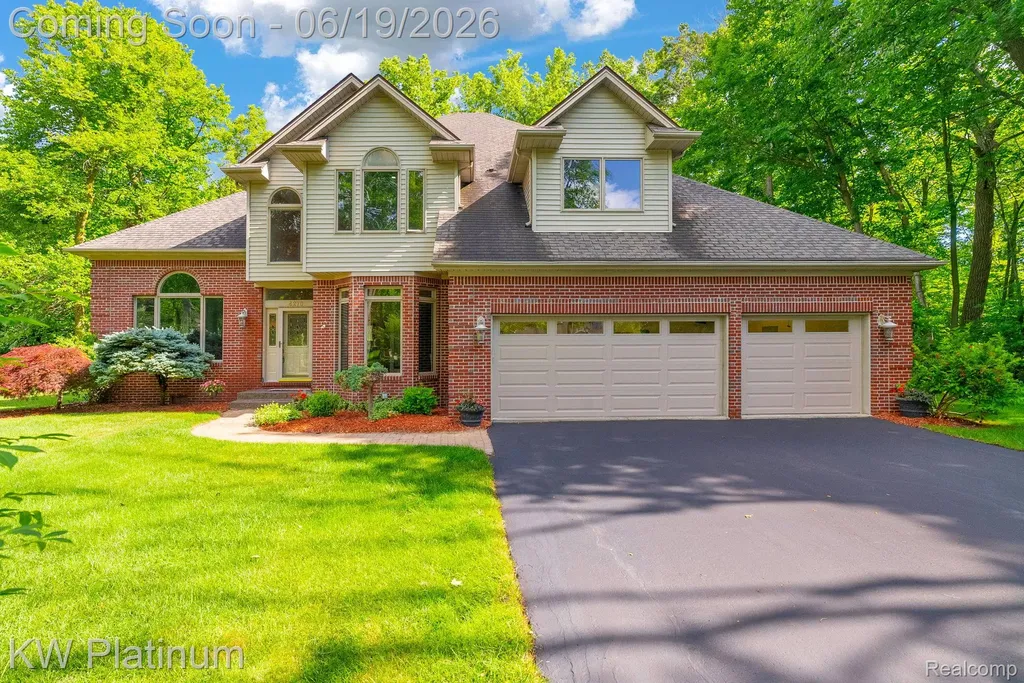 4270 Greenview Circle Fort Gratiot Charter Township MI 48059