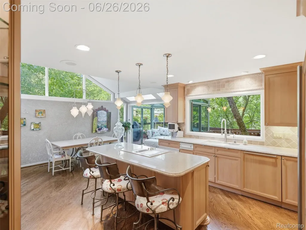 4751 Rolling Ridge Road West Bloomfield Charter Township MI 48323