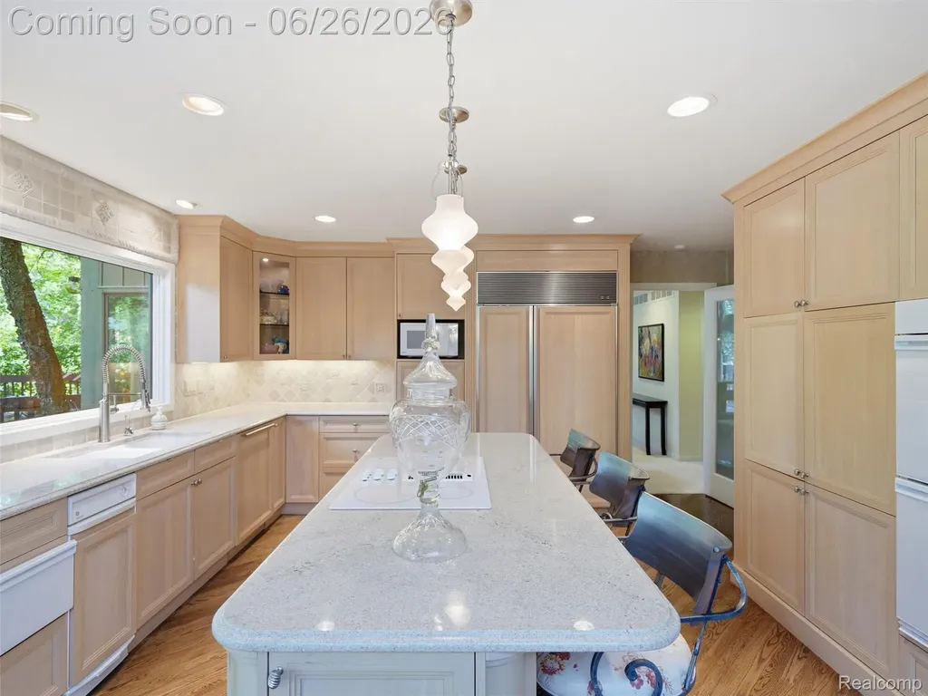 4751 Rolling Ridge Road West Bloomfield Charter Township MI 48323