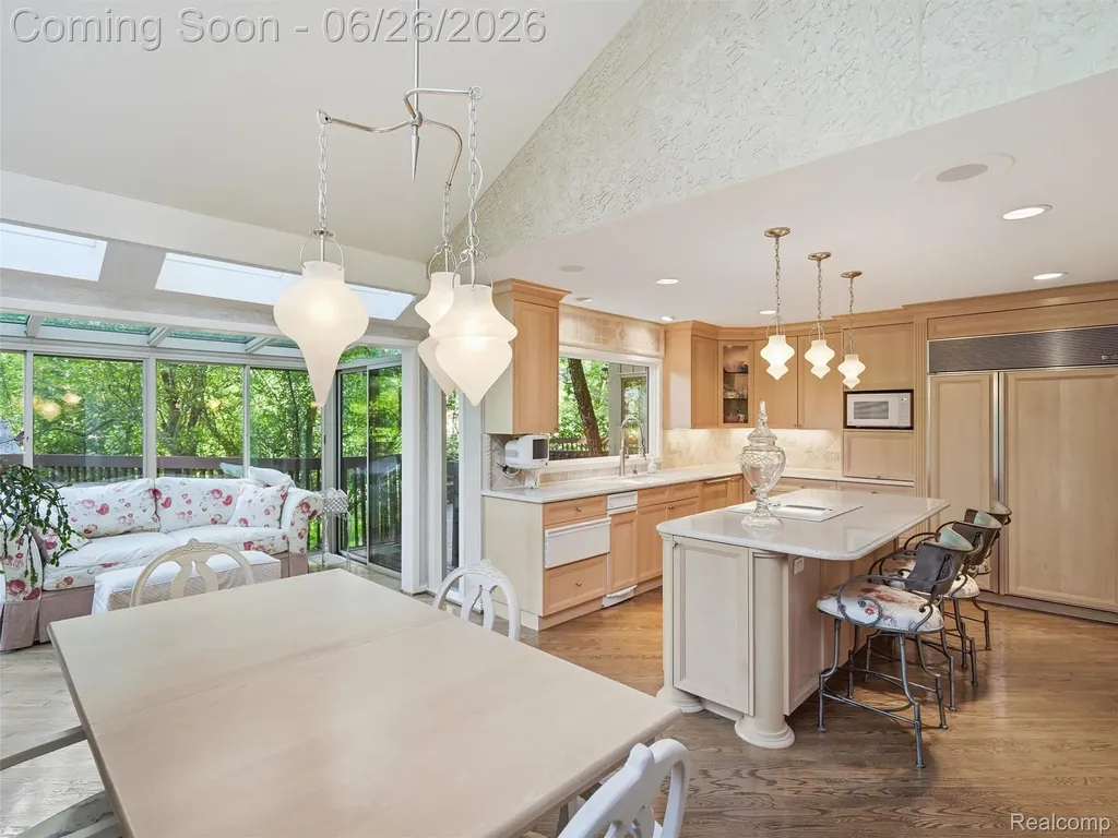 4751 Rolling Ridge Road West Bloomfield Charter Township MI 48323