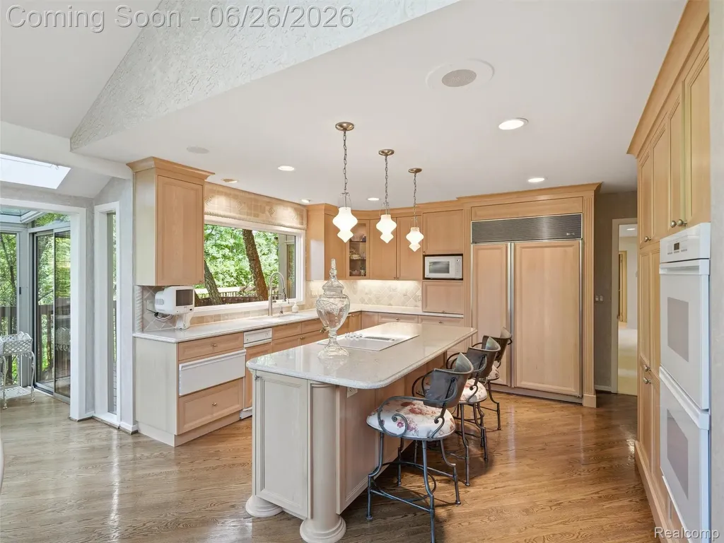 4751 Rolling Ridge Road West Bloomfield Charter Township MI 48323