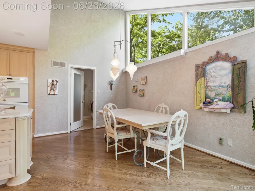 4751 Rolling Ridge Road West Bloomfield Charter Township MI 48323