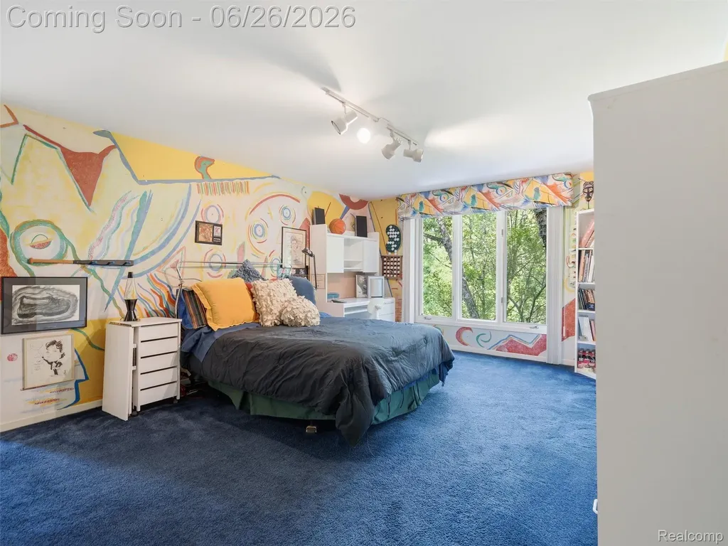 4751 Rolling Ridge Road West Bloomfield Charter Township MI 48323